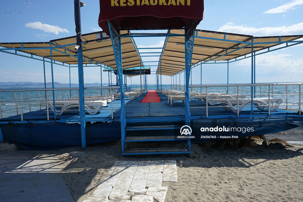 Kuzey Ege'nin gözde tatil merkezleri tedbirlerle yeniden açıldı