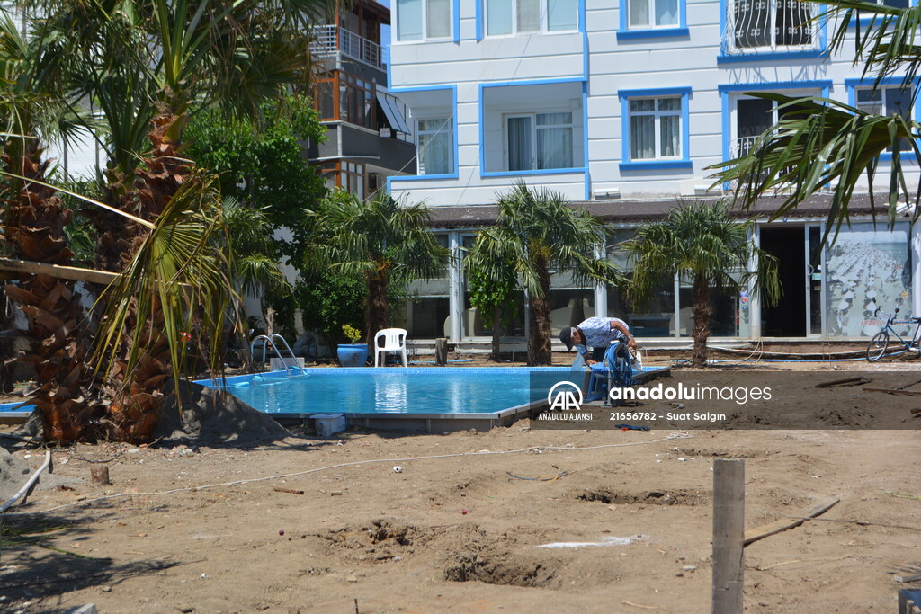 Kuzey Ege'nin gözde tatil merkezleri tedbirlerle yeniden açıldı