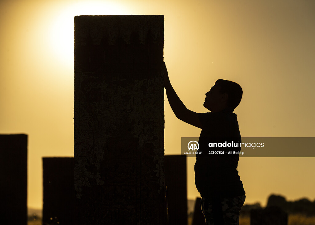 The Tombstones of Ahlat the Urartian and Ottoman citadel