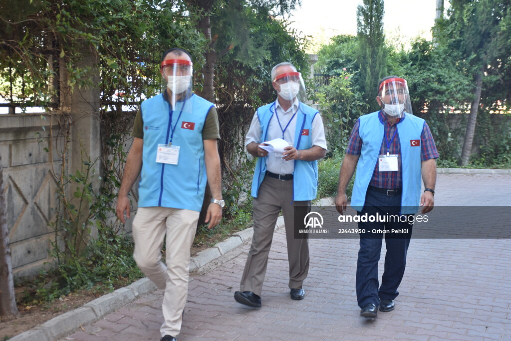 Müftülük personeli filyasyon ekiplerine destek oluyor