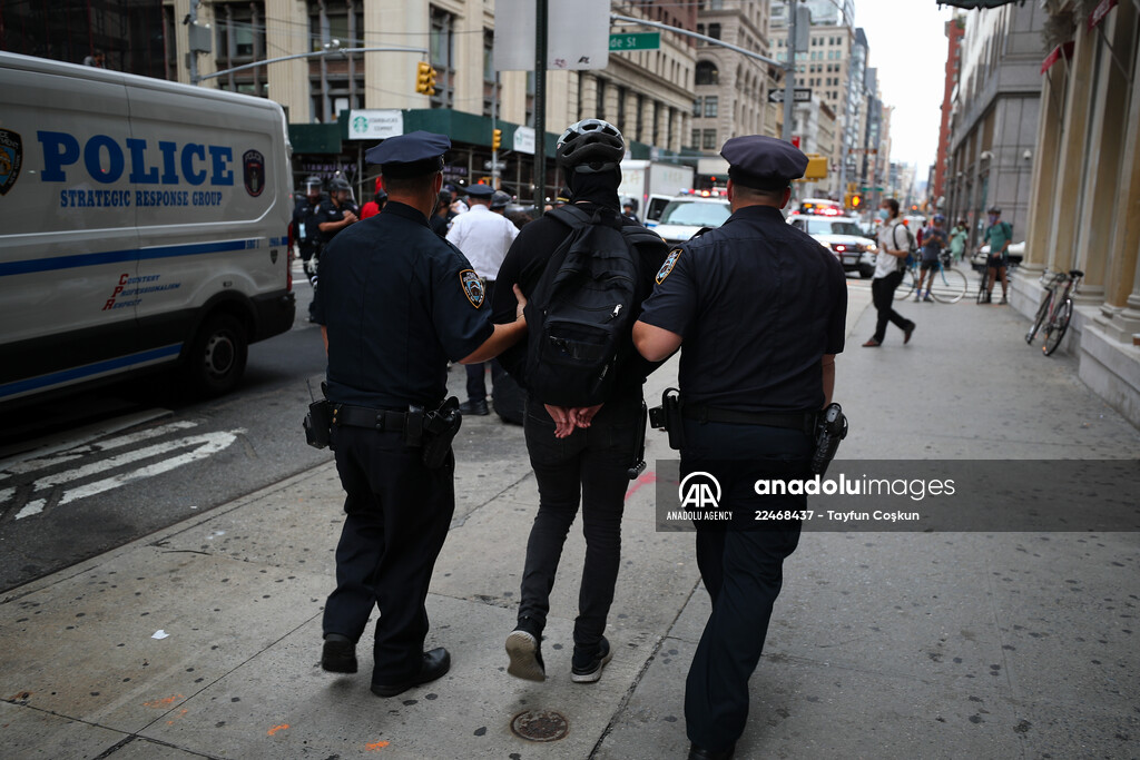 Police detained anti-ICE protestors in NYC