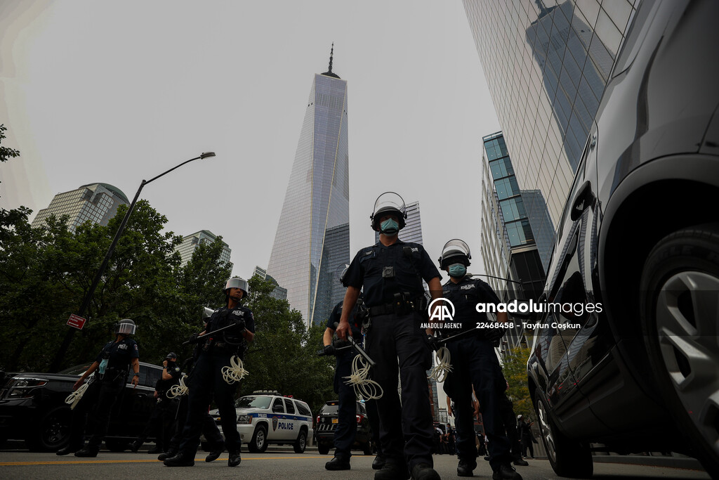 Police detained anti-ICE protestors in NYC