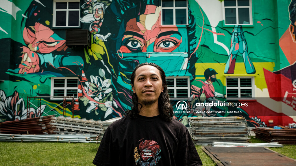 Mural painting for health workers in Malaysia