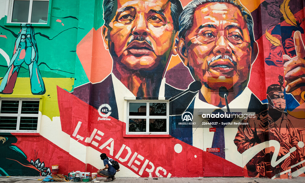 Mural painting for health workers in Malaysia