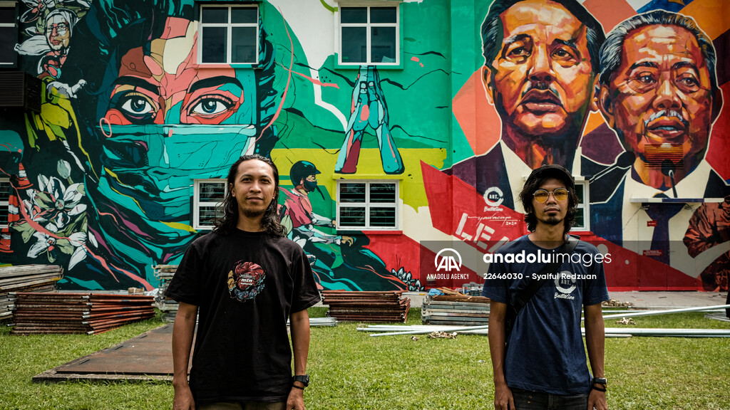 Mural painting for health workers in Malaysia