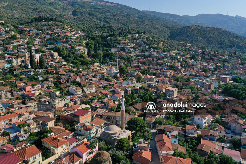 "Camiler kenti Tire" ziyaretçilerini geçmişe götürüyor