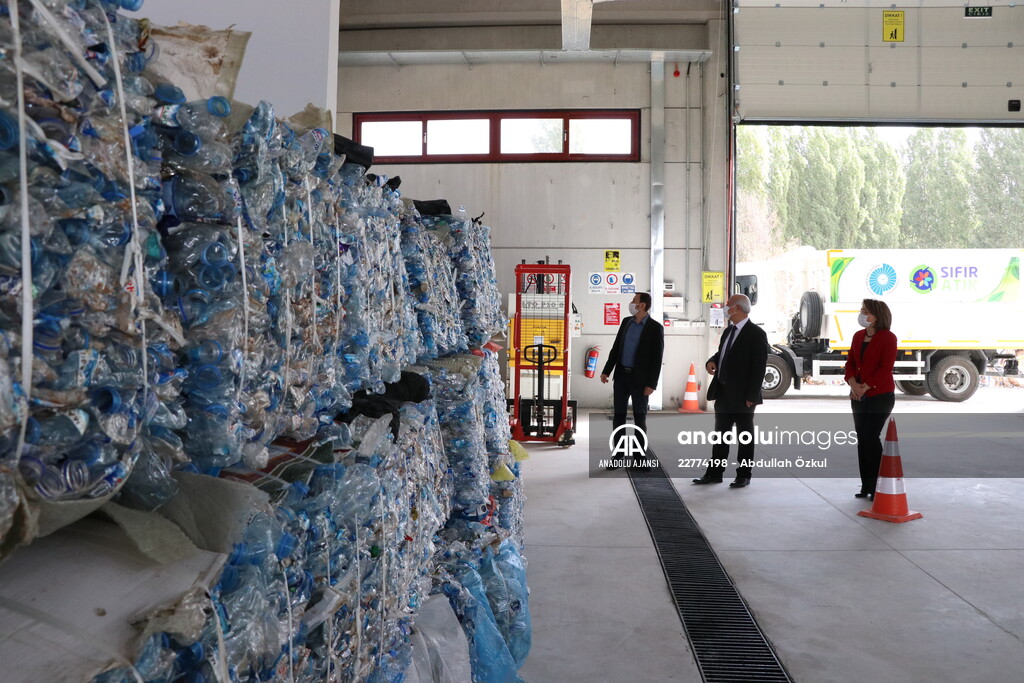 Niğde Ömer Halisdemir Üniversitesinde her atık ekonomiye kazandırılıyor