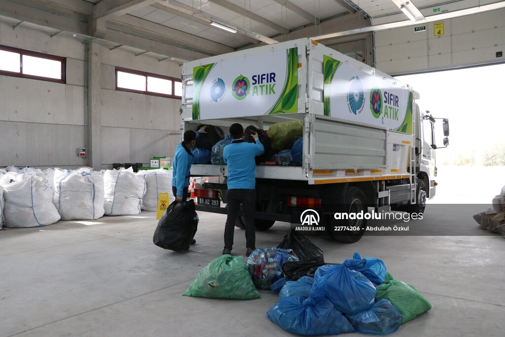 Niğde Ömer Halisdemir Üniversitesinde her atık ekonomiye kazandırılıyor