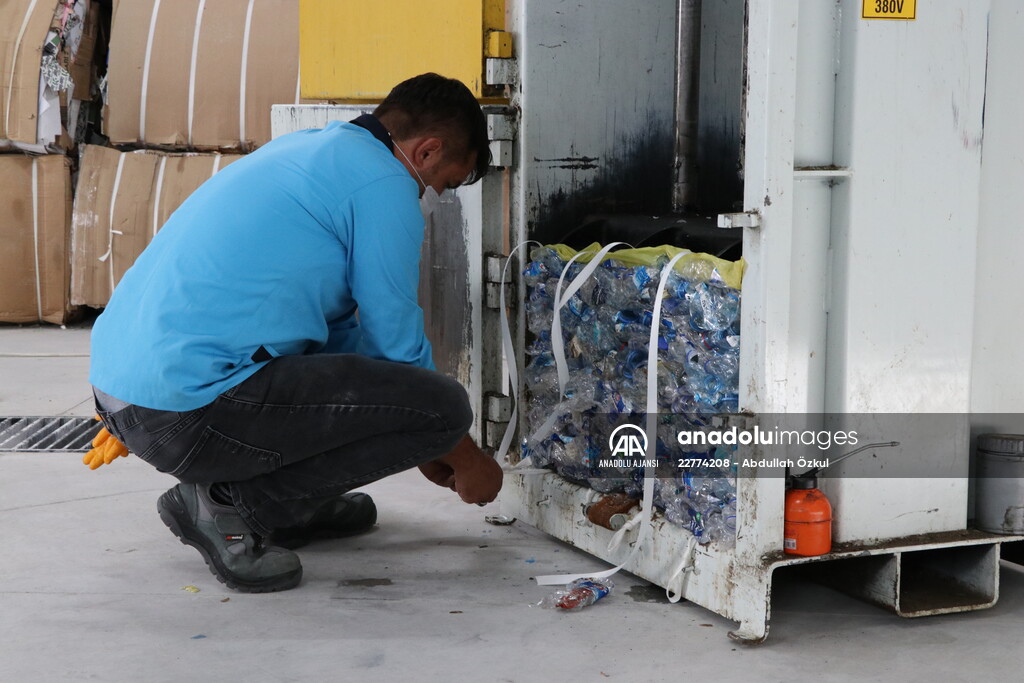Niğde Ömer Halisdemir Üniversitesinde her atık ekonomiye kazandırılıyor