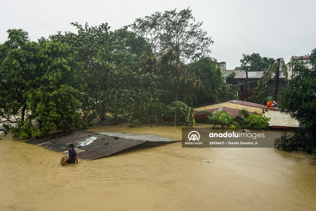 Rizal deluged by Typhoon Vamco in Philippines