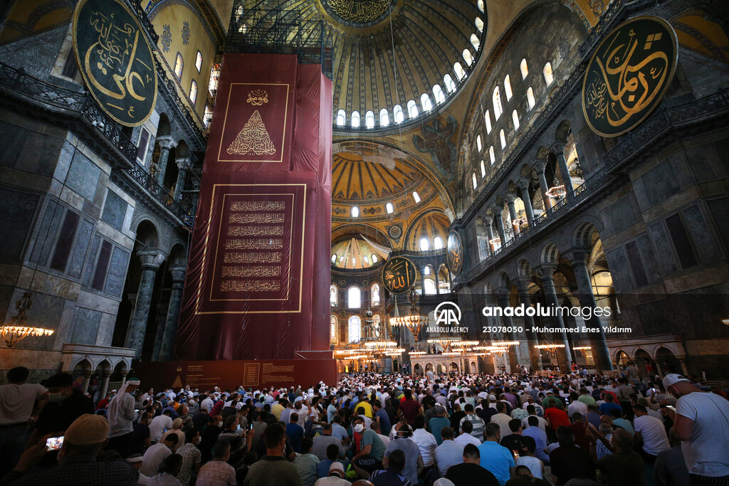 First worship at Hagia Sophia Mosque after 86 years