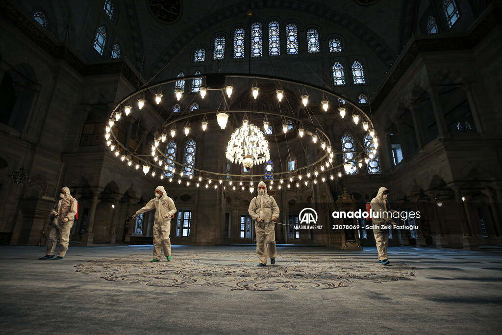 Coronavirus precautions in Istanbul