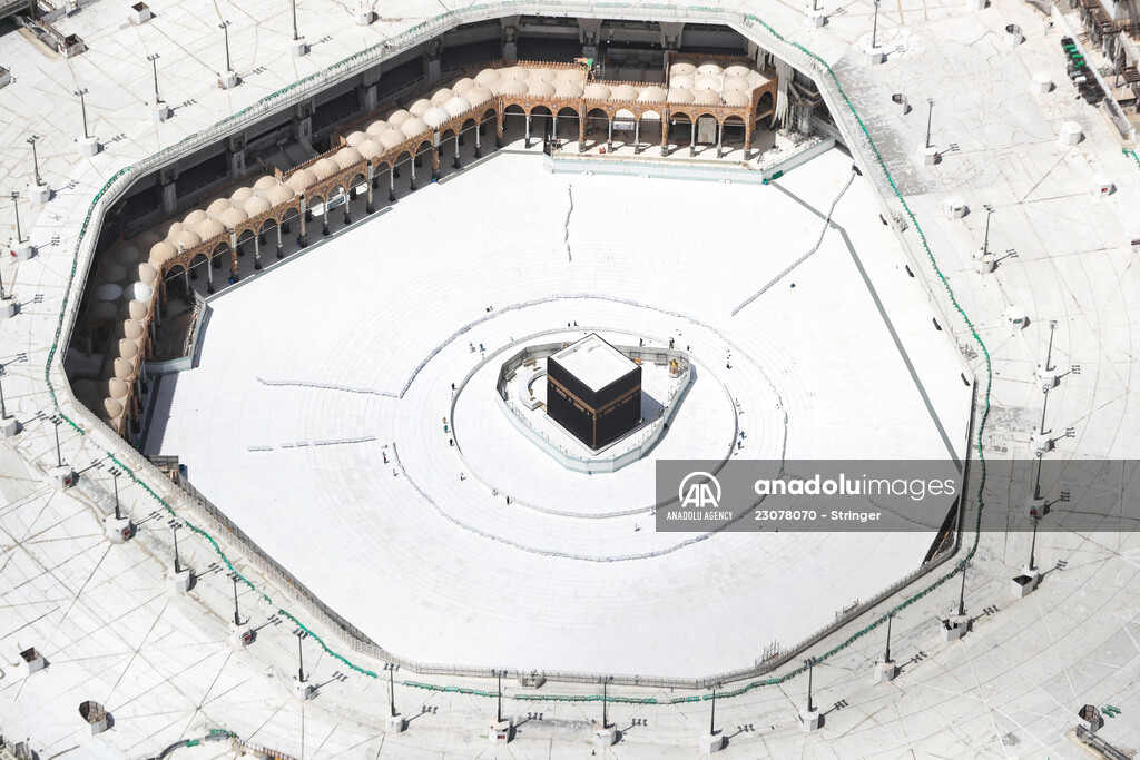 Coronavirus silence at Kaaba