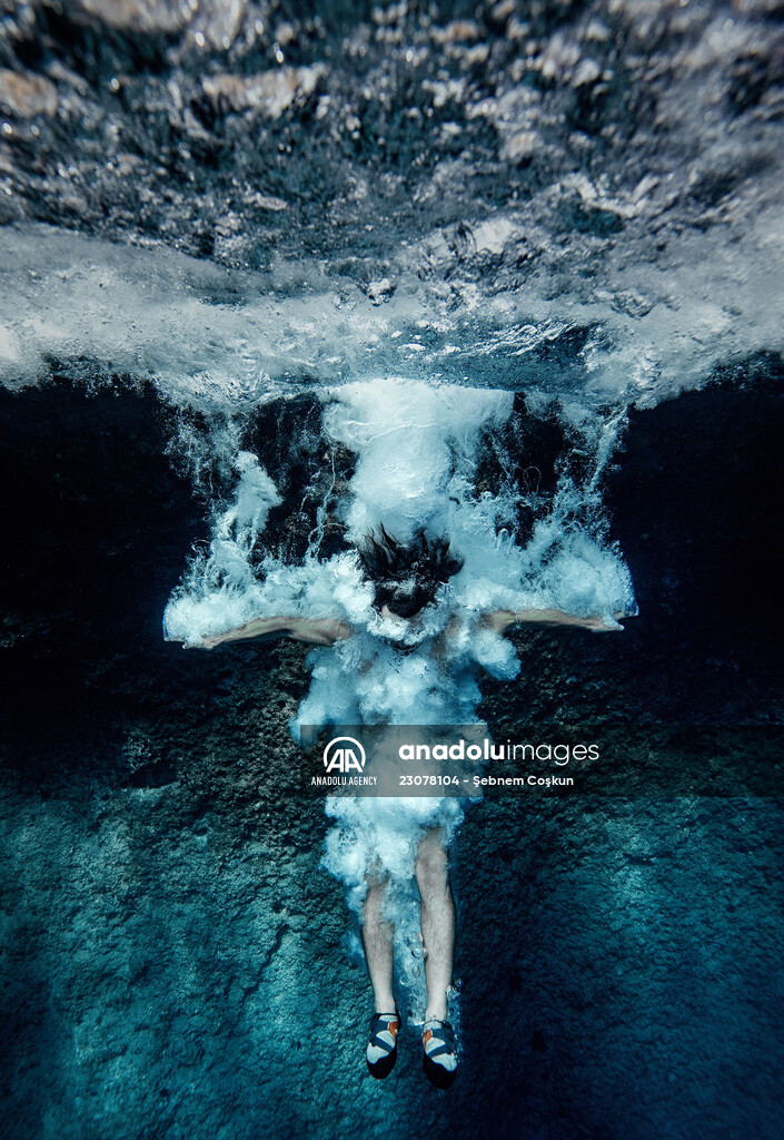 The new address for "deepwater solo" fans: Suluada