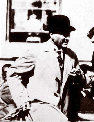 MUSTAFA KEMAL ATATURK, ISTANBUL'DA