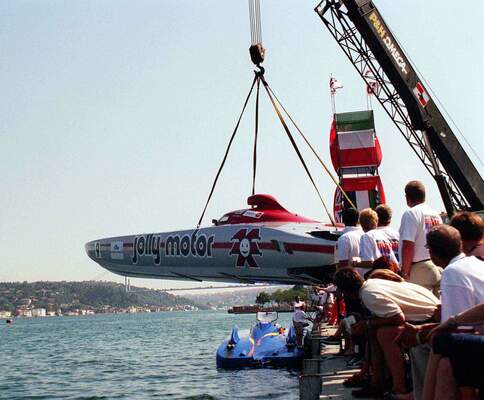 SURAT TEKNELERI YARISI