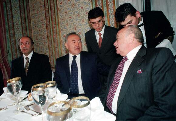 TUSIAD, NAZARBAYEV ONURUNA AKSAM YEMEGI VERDI