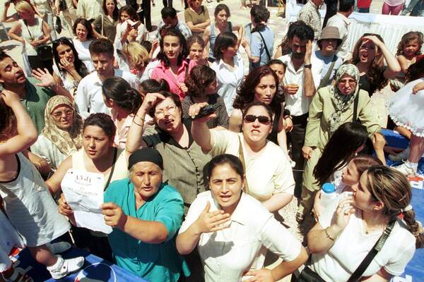 COCUK GUZELLIK YARISMASI''NDA OLAY