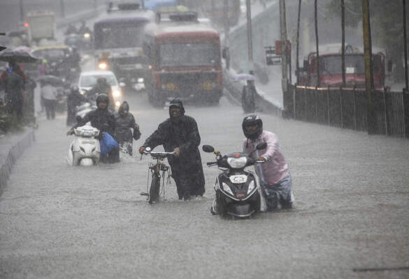 Heavy rain in Mumbai