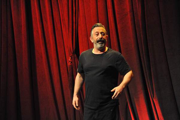 Cem Yılmaz yeni gösterisiyle Kopenhag'da