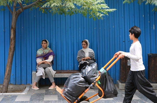 Daily life in Tehran