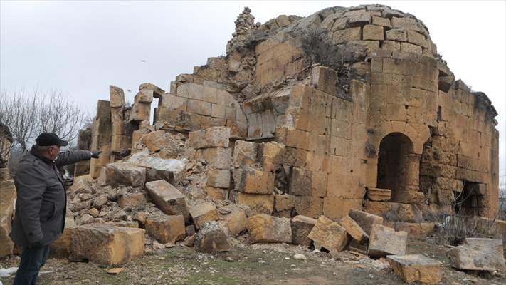 Tarihi Dağpazarı Kilisesi'nin bir bölümü şiddetli yağışlar nedeniyle yıkıldı