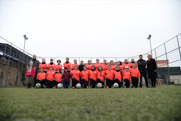 Bilecikli kızların futbol aşkı sınır tanımıyor
