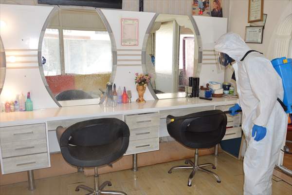 Samsun'da berber ve kuaför salonları açılışa hazırlanıyor