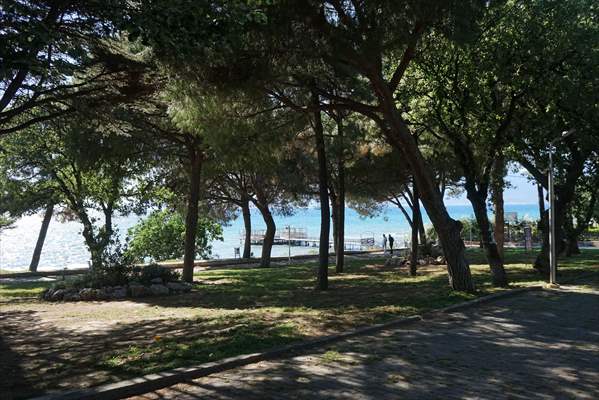 Kuzey Ege'nin gözde tatil merkezleri tedbirlerle yeniden açıldı