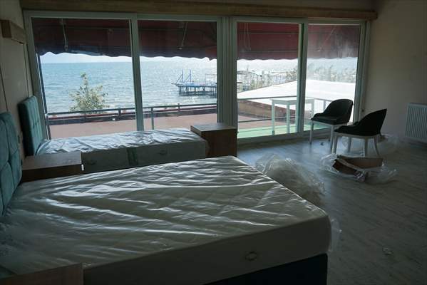 Kuzey Ege'nin gözde tatil merkezleri tedbirlerle yeniden açıldı