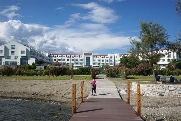 Kuzey Ege'nin gözde tatil merkezleri tedbirlerle yeniden açıldı