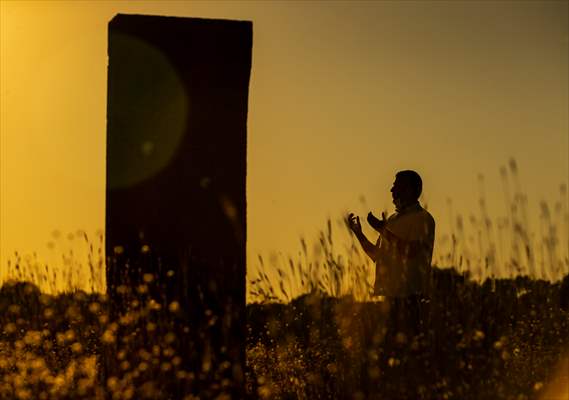 The Tombstones of Ahlat the Urartian and Ottoman citadel