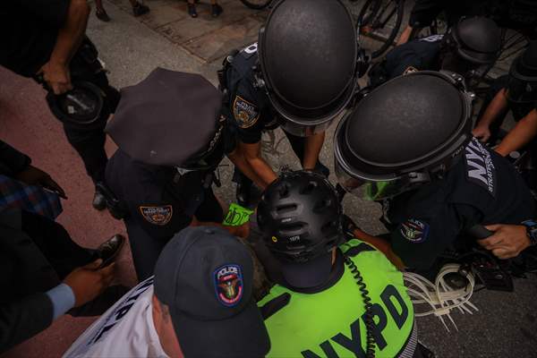 Police detained anti-ICE protestors in NYC