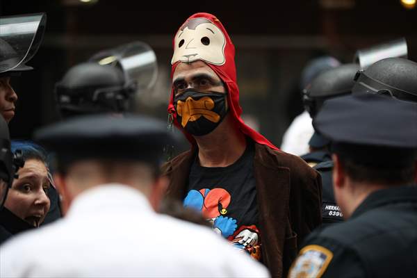 Police detained anti-ICE protestors in NYC
