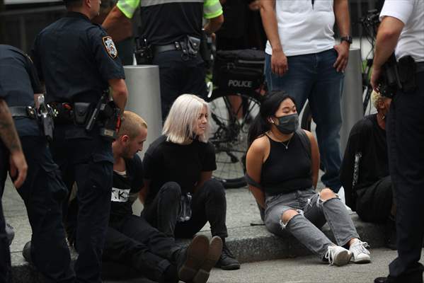 Police detained anti-ICE protestors in NYC