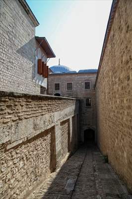 Topkapı Sarayı'nın kapalı bölümlerinden "At Rampası" ziyarete açıldı