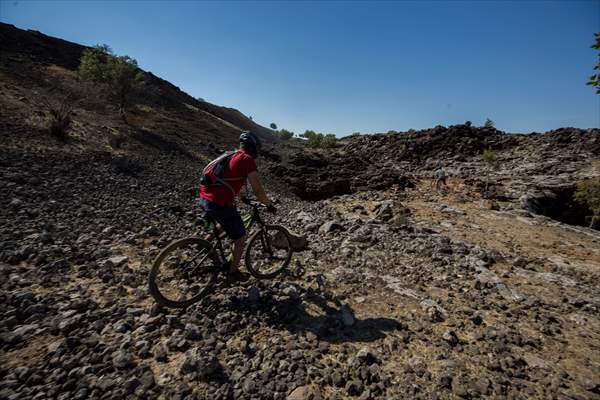 Lava trail hosts nature and bike lovers