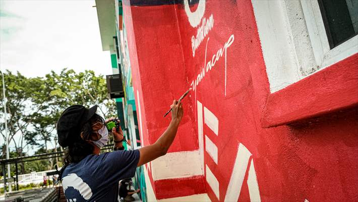 Mural painting for health workers in Malaysia