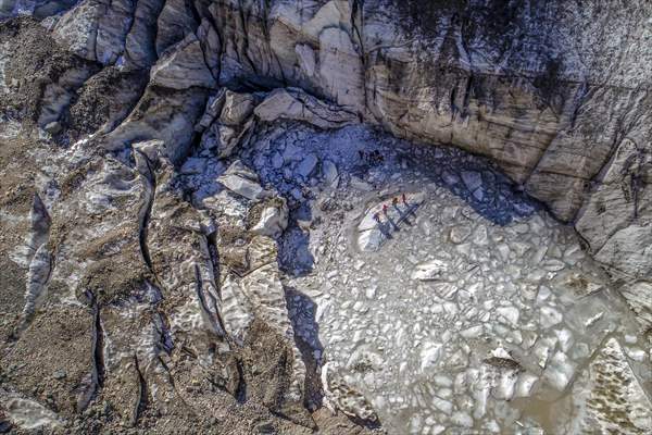 Cilo Mountains in Hakkari hosts nature lover