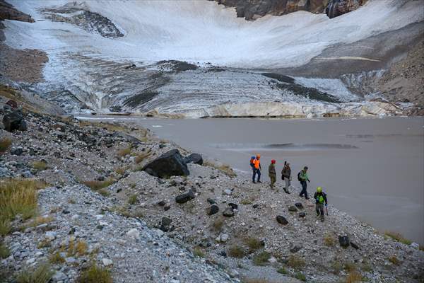 Cilo Mountains in Hakkari hosts nature lover