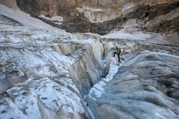 Cilo Mountains in Hakkari hosts nature lover