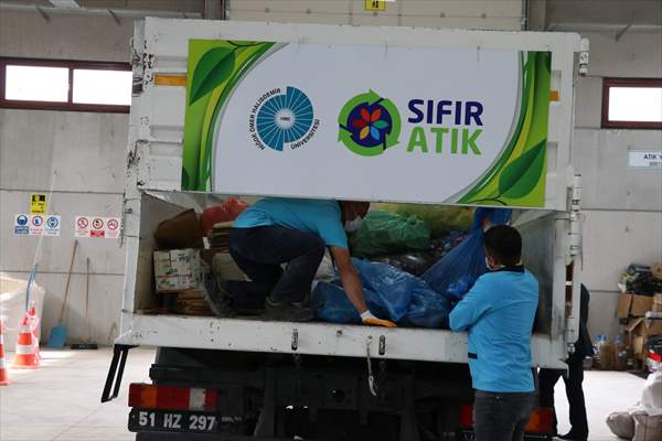 Niğde Ömer Halisdemir Üniversitesinde her atık ekonomiye kazandırılıyor