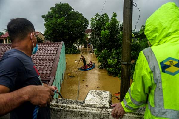 Rizal deluged by Typhoon Vamco in Philippines