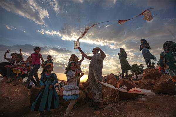 "Kite" activity in the shadow of the ceasefire