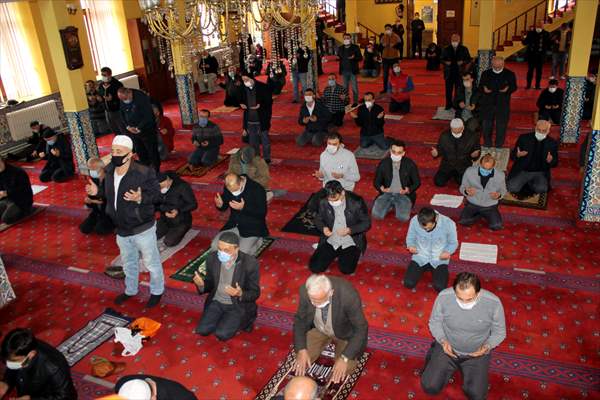 Doğu Marmara ve Batı Karadeniz'de cuma namazında yağmur duası