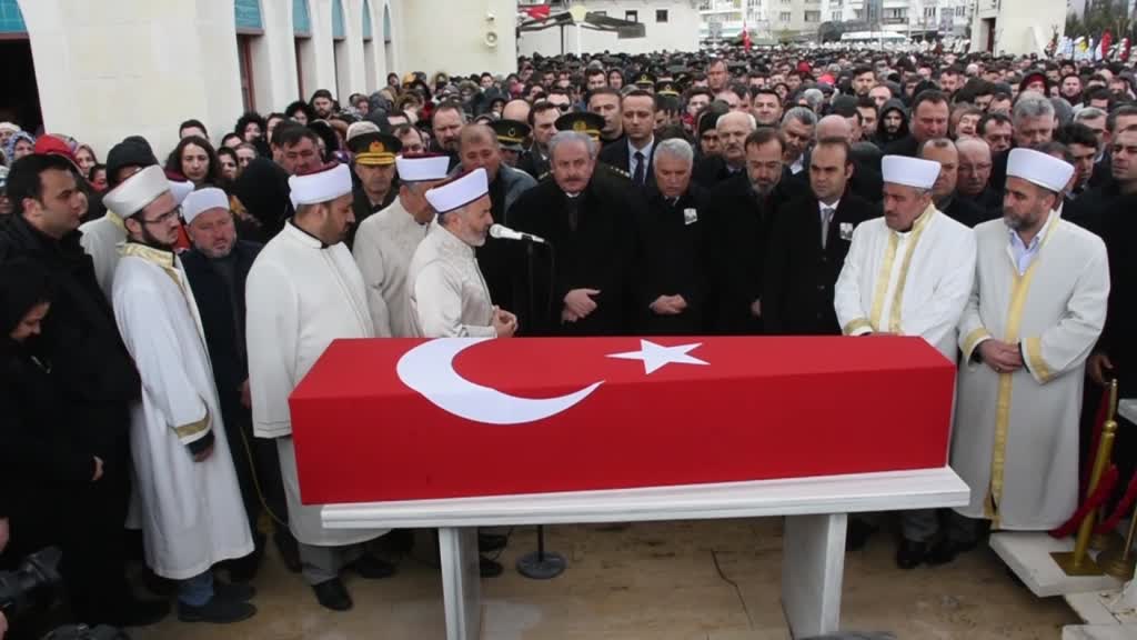 İdlib şehidi Uzman Onbaşı Birhan Er, son yolculuğuna uğurlandı - TEKİRDAĞ