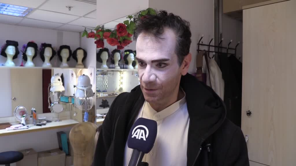 Hayat verdikleri karakterler için makyajla değişen yüzler - ANTALYA